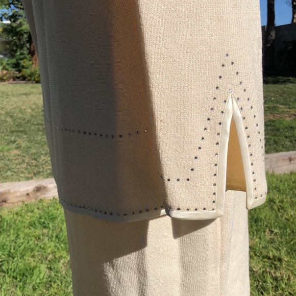 Gorgeous custom made Mother of the bride knit dress by El Ana. Perfect weddings - Picture 6 of 17